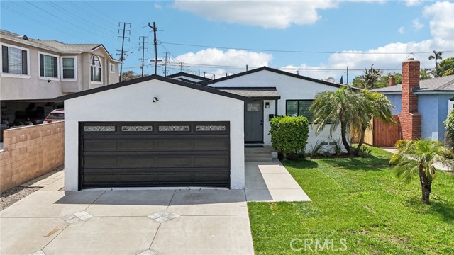 Image 23 of 28 For 18919 Cranbrook Avenue