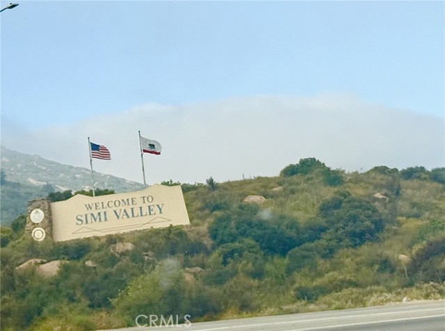 345 Jeremiah Drive, Simi Valley CA: https://media.crmls.org/medias/9bd20514-6690-41ac-a262-98faa193e576.jpg