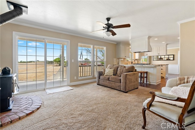 26 Deer View Lane, Templeton CA: https://media.crmls.org/medias/9bd2a531-a001-47bd-a29c-0428e0165c49.jpg
