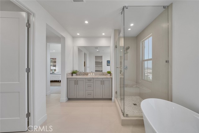 104 Eversedge, Irvine CA: https://media.crmls.org/medias/9bd2f7ba-8ff6-44b2-a9e5-79e8ec37458f.jpg