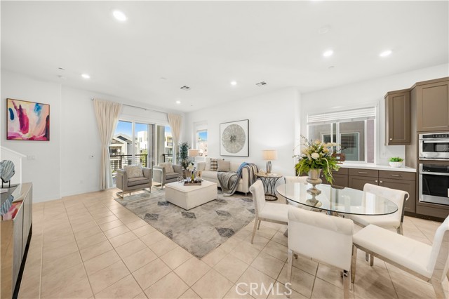 Detail Gallery Image 11 of 33 For 158 Restore, Irvine,  CA 92618 - 4 Beds | 3/1 Baths