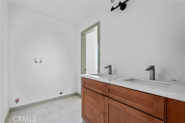 12185 Atsina Road, Phelan CA: https://media.crmls.org/medias/9bd3797e-6ca1-49e4-bf19-296235d2439d.jpg
