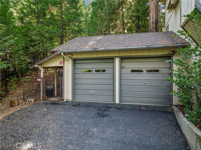 28565 Shenandoah Drive, Lake Arrowhead, CA 92352