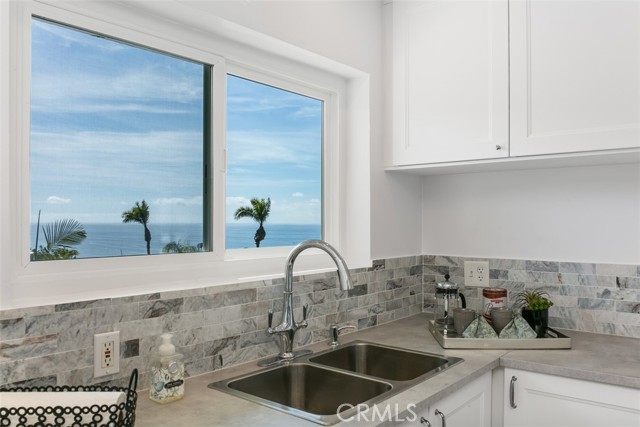 Detail Gallery Image 25 of 53 For 21703 Ocean Vista Dr #204,  Laguna Beach,  CA 92651 - 3 Beds | 2 Baths