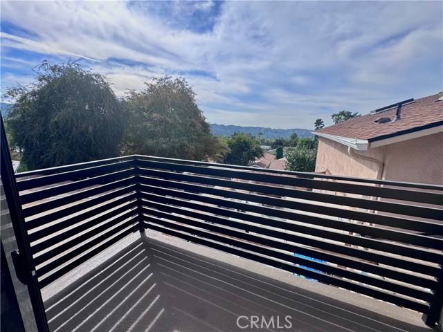 Detail Gallery Image 24 of 31 For 10787 Las Lunitas Ave, Tujunga,  CA 91042 - 2 Beds | 2 Baths