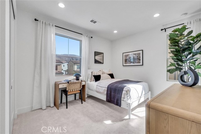 236 Collino, Irvine CA: https://media.crmls.org/medias/9bd59769-c8a2-4b64-b9e2-0ddf7d253335.jpg
