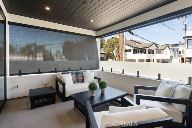 Detail Gallery Image 31 of 64 For 521 1/2 Iris Ave, Corona Del Mar,  CA 92625 - 2 Beds | 2/1 Baths
