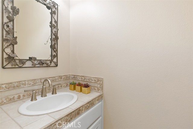 Detail Gallery Image 32 of 55 For 21761 Estrella Lane, Rancho Santa Margarita,  CA 92679 - 4 Beds | 2/1 Baths