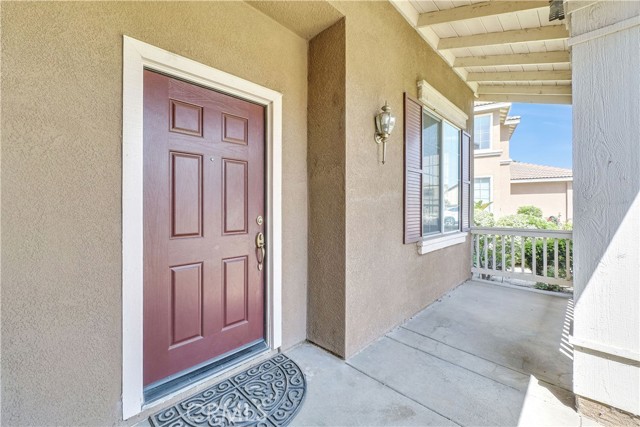 Detail Gallery Image 5 of 45 For 6981 Rivertrails Dr, Corona,  CA 91752 - 5 Beds | 3 Baths