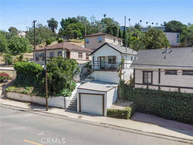 4142 Mercury Avenue, Los Angeles CA: https://media.crmls.org/medias/9bd89e19-f531-4e70-84e1-489777c8285d.jpg