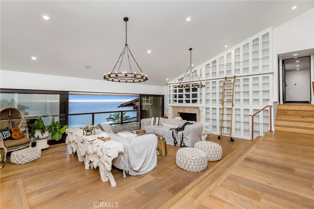 26 Lagunita Drive, Laguna Beach, CA 92651