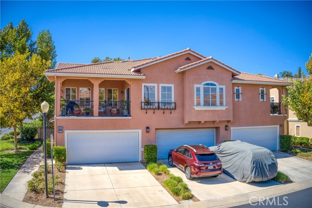 Detail Gallery Image 3 of 40 For 28003 Dickason, Valencia,  CA 91354 - 2 Beds | 2 Baths