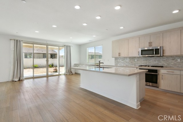 Detail Gallery Image 5 of 30 For 5732 California Cir, Banning,  CA 92220 - 4 Beds | 3 Baths