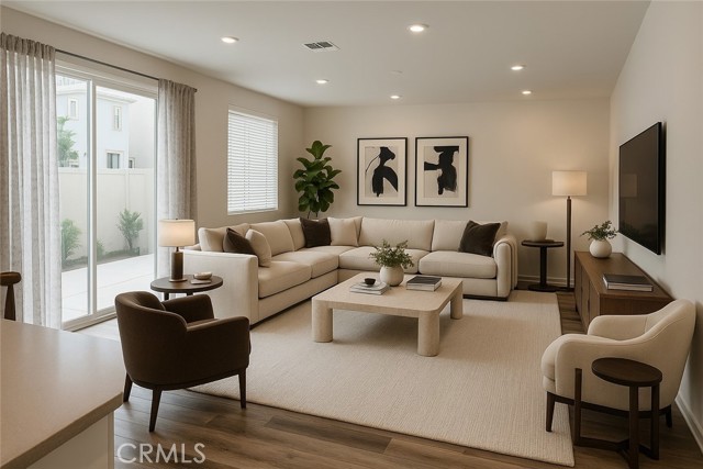 Detail Gallery Image 3 of 22 For 1940 N Bloom Dr, Compton,  CA 90222 - 3 Beds | 2/1 Baths