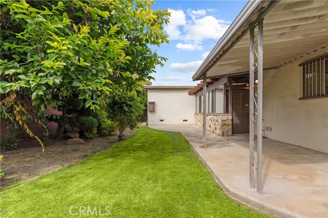 12319 Aneta Street, Culver City CA: https://media.crmls.org/medias/9bd91e2b-cfbb-437c-af2e-aa6d8fbd0afa.jpg