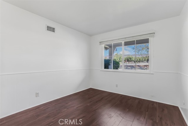 Image 17 of 35 For 6304 Tamarind Street