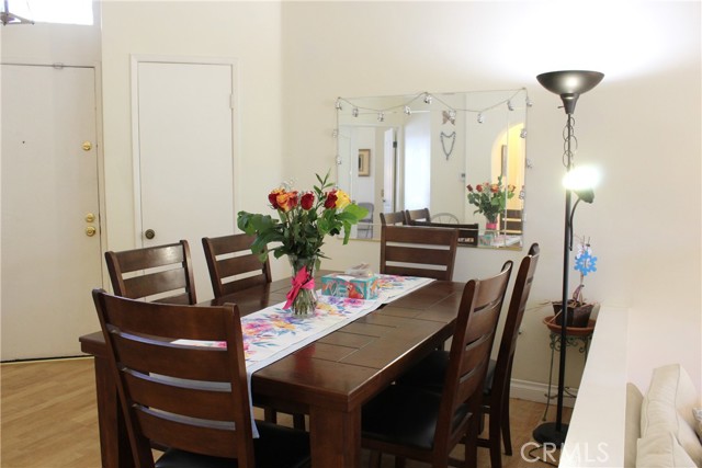 Detail Gallery Image 5 of 21 For 25613 Pine Creek, Wilmington,  CA 90744 - 2 Beds | 1 Baths