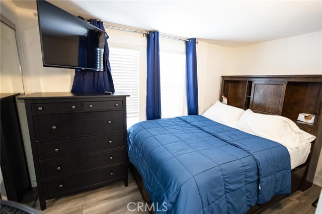 Detail Gallery Image 8 of 15 For 1825 W Balboa, Newport Beach,  CA 92663 - 1 Beds | 1 Baths