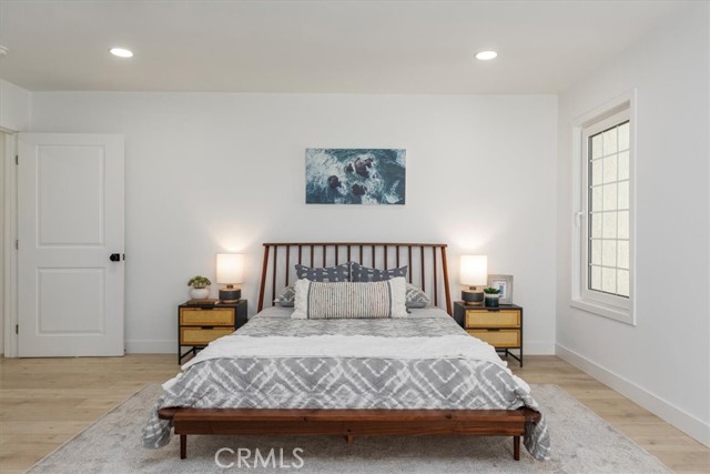 Detail Gallery Image 28 of 41 For 20919 De La Guerra St, Woodland Hills,  CA 91364 - 3 Beds | 3 Baths
