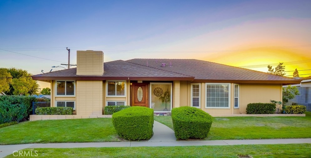 4661 Casa Oro Drive