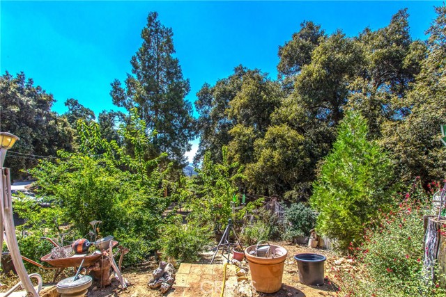 Detail Gallery Image 12 of 17 For 39065 Oak Glen Rd, Oak Glen,  CA 92399 - – Beds | – Baths