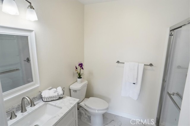 9605 Sepulveda Boulevard, North Hills CA: https://media.crmls.org/medias/9bde8517-11cf-4d99-b396-33a7ca8f8fb5.jpg