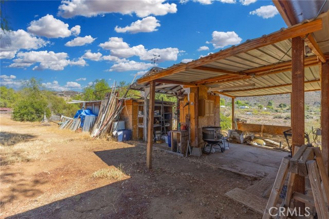 45479 Sheeps Foot Road, Aguanga CA: https://media.crmls.org/medias/9bdef20a-9fca-4cc3-8154-97f281ea097f.jpg
