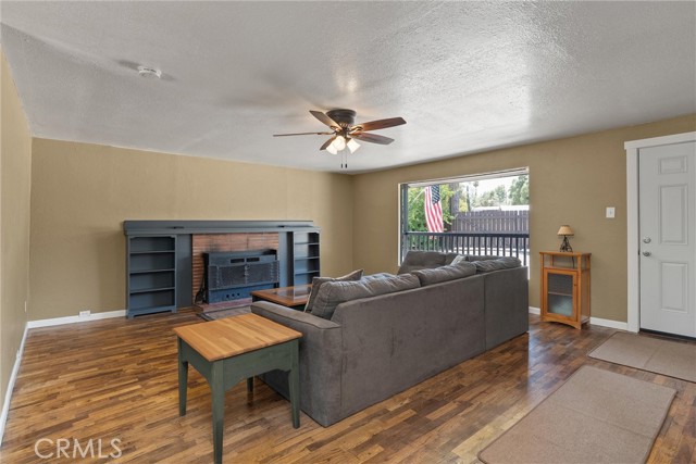 Detail Gallery Image 8 of 49 For 1174 Grand Ave, Oroville,  CA 95965 - 2 Beds | 1 Baths