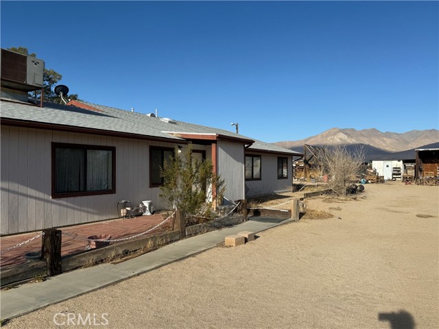 Detail Gallery Image 4 of 8 For 3443 Third St, Inyokern,  CA 93527 - 3 Beds | 3 Baths