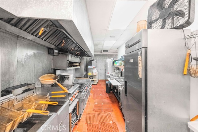 1020 E K E Avenue, Lancaster CA: https://media.crmls.org/medias/9be12de7-1e03-4550-a186-da51f8fc402a.jpg