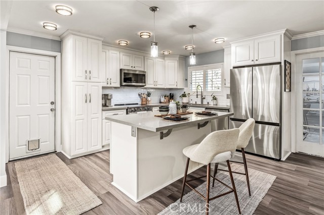 1670 Alta Vista, Vista CA: https://media.crmls.org/medias/9be152c0-bd77-4c4d-ba9e-952e489b138c.jpg