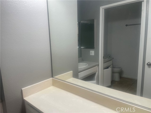 Detail Gallery Image 13 of 14 For 600 W 3rd St #A310,  Santa Ana,  CA 92701 - 2 Beds | 1 Baths