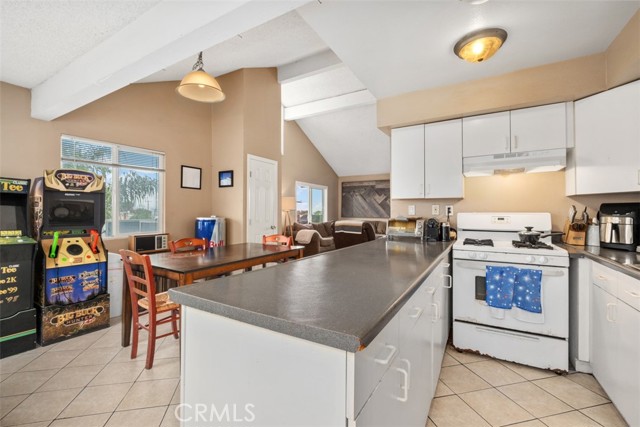 34055 Silver Lantern Street, Dana Point CA: https://media.crmls.org/medias/9be1ecf8-ff59-4dc2-90ec-9c9ff80dfe91.jpg