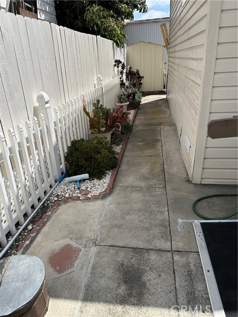 Detail Gallery Image 7 of 9 For 15621 Beach Bld #115,  Westminster,  CA 92583 - 2 Beds | 2 Baths