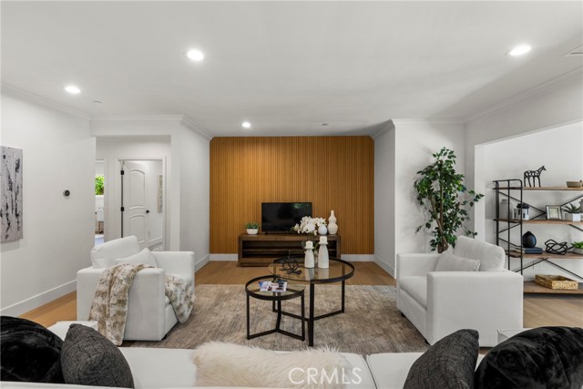 4637 Nagle Avenue, Sherman Oaks CA: https://media.crmls.org/medias/9be21684-f58c-41f0-85ab-8236a744973c.jpg
