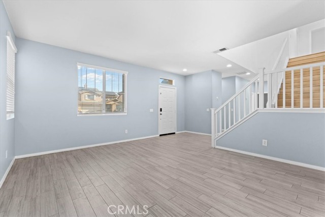 Detail Gallery Image 4 of 40 For 12459 Ava Loma, Victorville,  CA 92392 - 5 Beds | 3 Baths