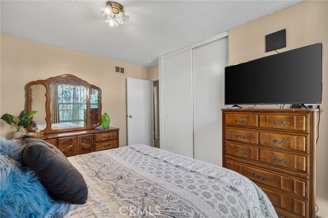 327 Flaxton Street, Pomona CA: https://media.crmls.org/medias/9be2e482-2ff6-4323-9b3e-f92c3b8028b9.jpg