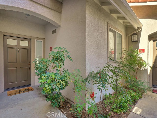 Detail Gallery Image 2 of 18 For 120 California Ct, Mission Viejo,  CA 92692 - 2 Beds | 2 Baths