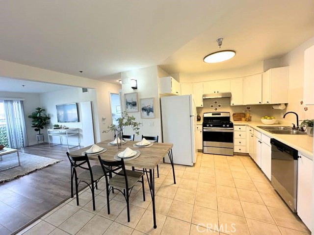 Detail Gallery Image 5 of 20 For 24410 Crenshaw #113,  Torrance,  CA 90505 - 1 Beds | 1 Baths