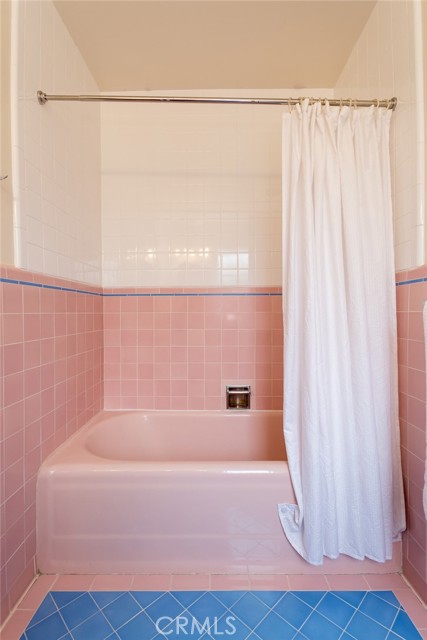 Detail Gallery Image 28 of 34 For 3554 Yorkshire Rd, Pasadena,  CA 91107 - 2 Beds | 2 Baths