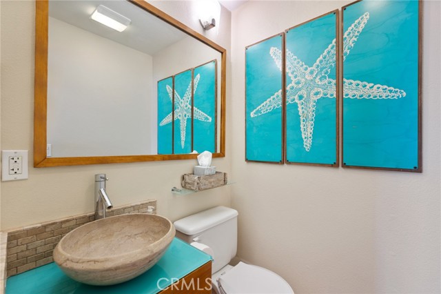 Detail Gallery Image 18 of 36 For 427 Manhattan Ave, Hermosa Beach,  CA 90254 - 2 Beds | 2/1 Baths