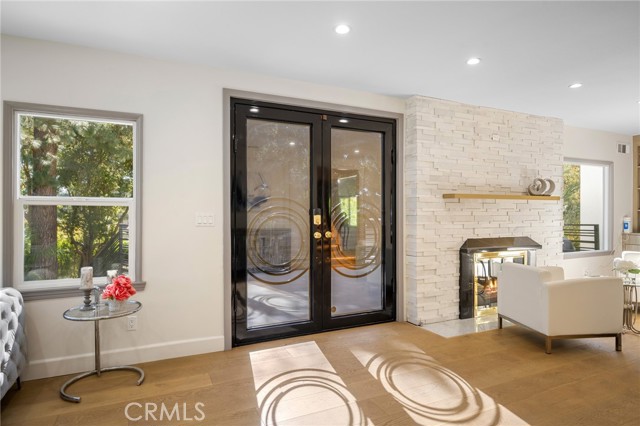 Detail Gallery Image 4 of 70 For 2065 E Altadena, Altadena,  CA 91001 - 7 Beds | 9 Baths