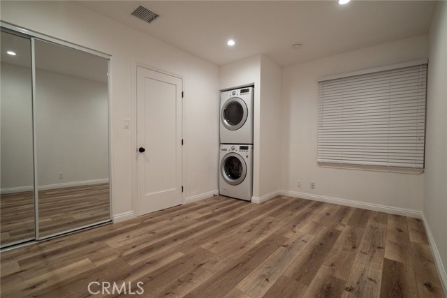 4270 Elenda Street, Culver City CA: https://media.crmls.org/medias/9be5d839-d9c9-4eb2-817a-a9d9d29e6fd0.jpg