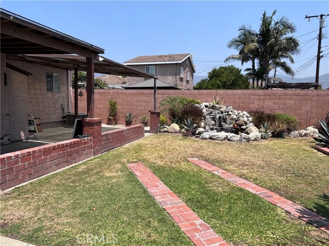 Detail Gallery Image 25 of 30 For 400 N Virginia Ave, Azusa,  CA 91702 - 2 Beds | 1 Baths