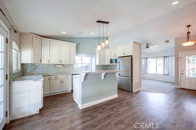 Detail Gallery Image 13 of 38 For 22895 Temet St, Wildomar,  CA 92595 - 4 Beds | 2 Baths