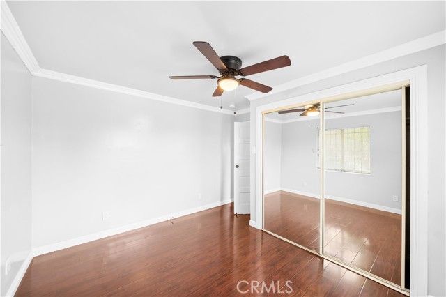 157 E 70th Street, Los Angeles CA: https://media.crmls.org/medias/9be740fd-d4c9-4b8b-bf73-5e01fa883025.jpg