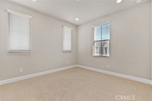 Detail Gallery Image 27 of 34 For 19091 Azul Ln, Huntington Beach,  CA 92648 - 4 Beds | 2/1 Baths