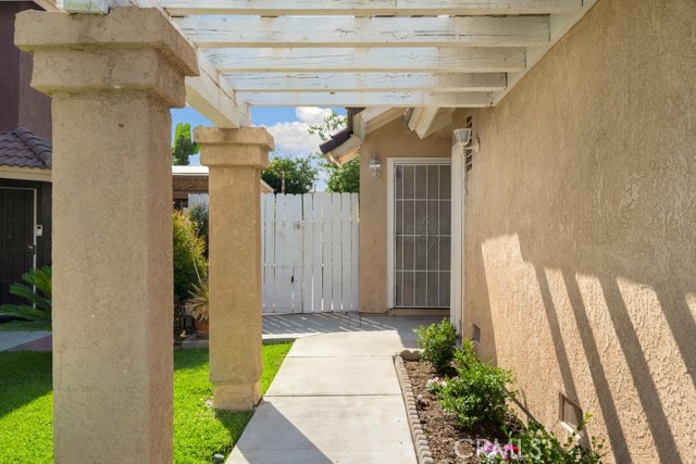 Image 3 for 11764 Fernwood Ave, Fontana, CA 92337