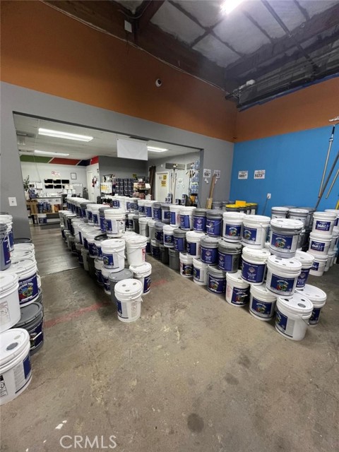 0, Riverside CA: https://media.crmls.org/medias/9be841fb-ec0d-4095-a732-44a249af8699.jpg