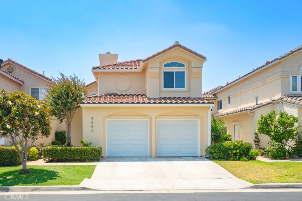 2562 Woodbury Drive